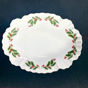 Vintage Kashima CHRISTMAS HOLLY Nut Candy Bon Bon Oval Dish 6.5" Gold Trim Japan